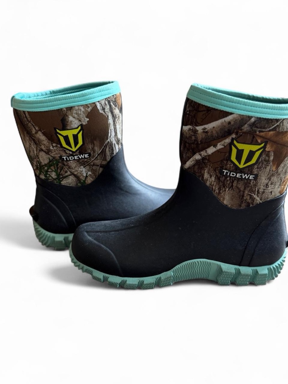 Tidewe Women's camo black and teal waterproof boots